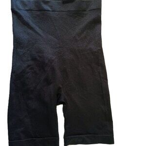 NWOT: Izod Size M Black Intimates High-Waisted Shapewear Shorts